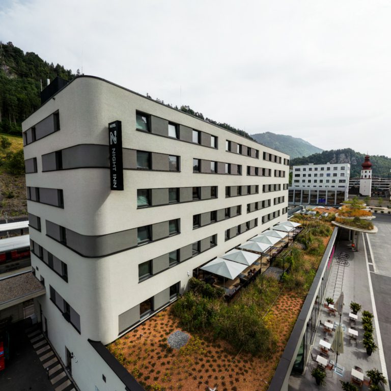 feldkirch bahnhof night inn hotel aus der luft 1