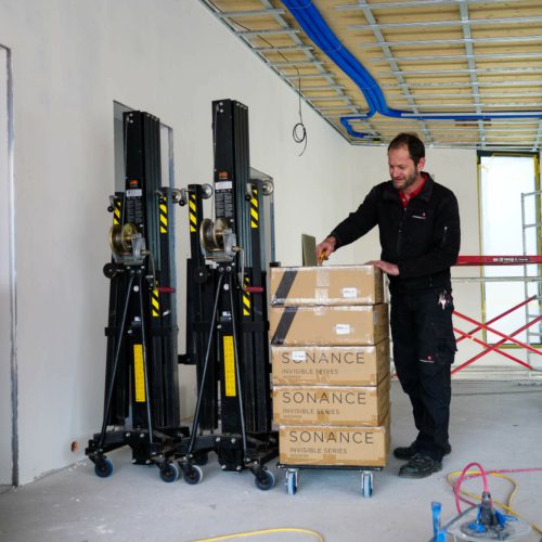 medientechnik aufbau deckenlift