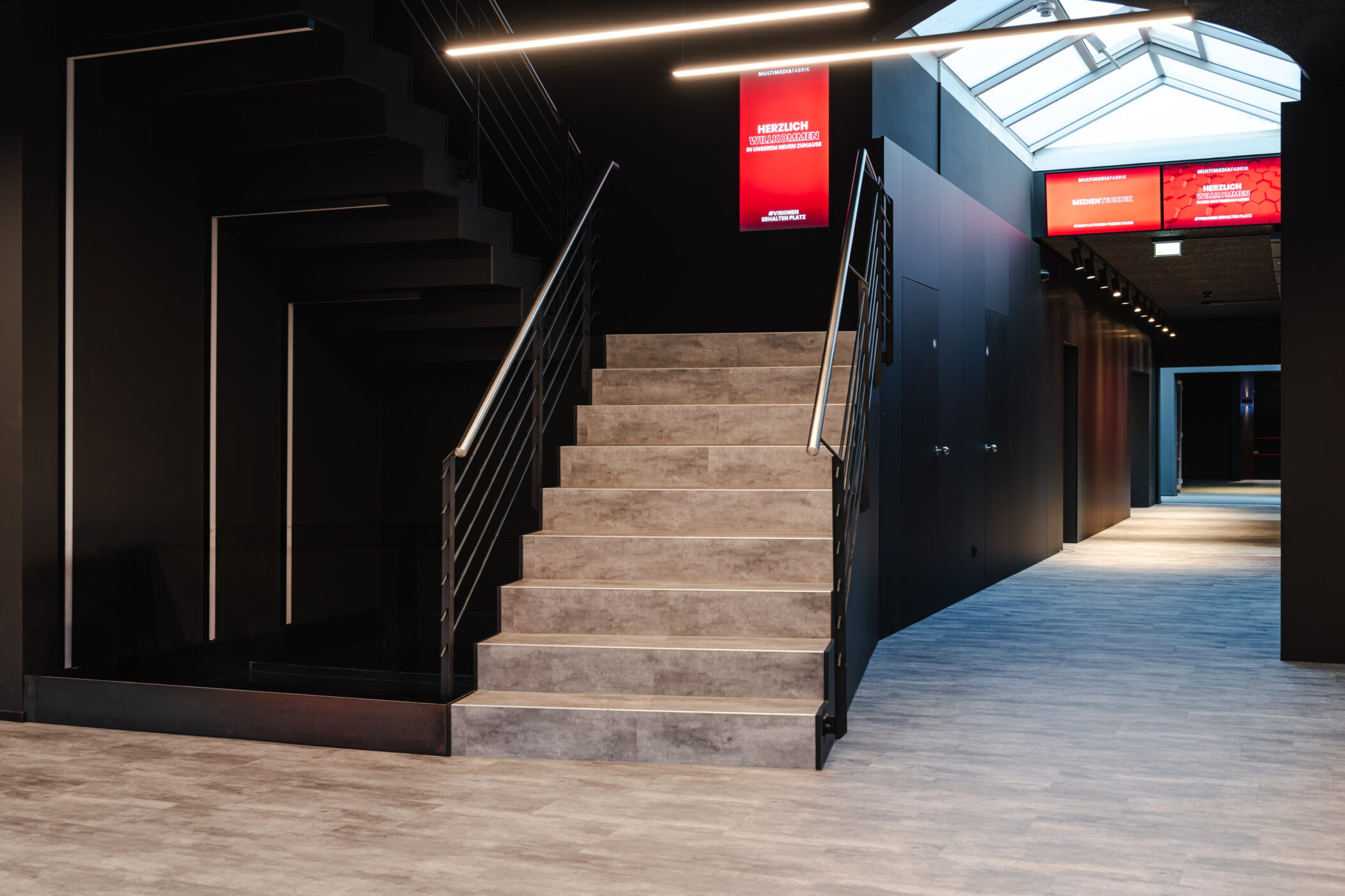 MULTIMEDIAFABRIK Koblach Innen - Eingangsbereich