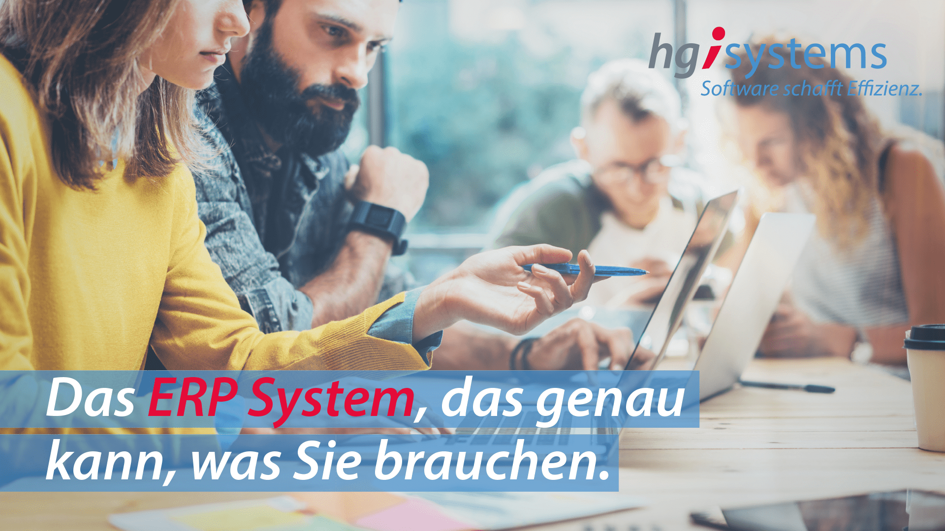 Team diskutiert ERP-Systemlösung