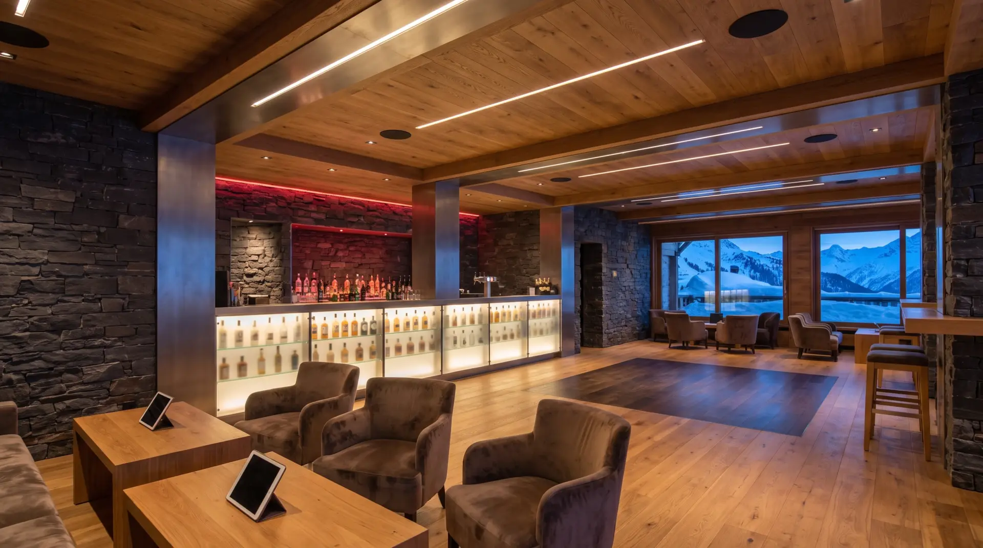 Club- und Bar-Technik: Hero clubbar (MULTIMEDIAFABRIK, Koblach, Vorarlberg)