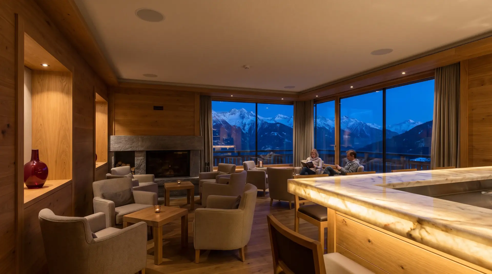Club- und Bar-Technik: Hotelbar (MULTIMEDIAFABRIK, Koblach, Vorarlberg)